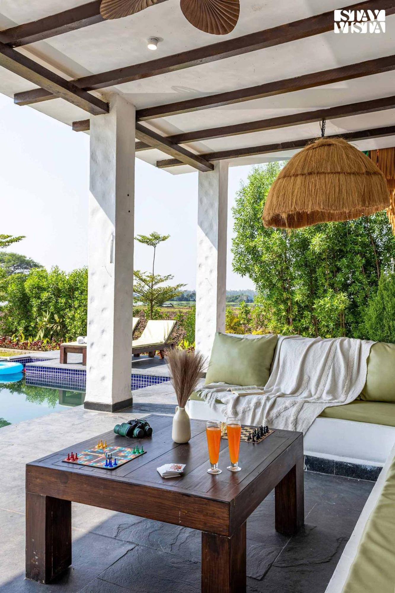 Stayvista At Lotus By The Lake With Pool, Bbq & Lawn Indore Exterior photo